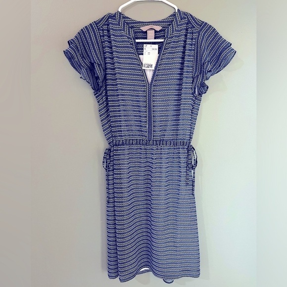 H&M NEW flutter sleeve geo print dress size XXS - Picture 1 of 6